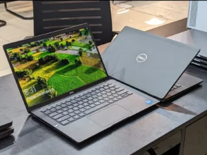 Dell Latitude 7420 Laptop